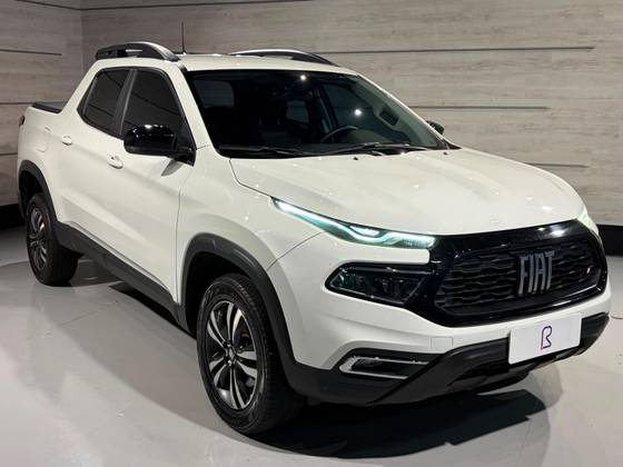 FIAT TORO 1.3 TURBO 270 FLEX FREEDOM AT6 FIAT TORO 1.3 TURBO 270 FLEX FREEDOM AT6